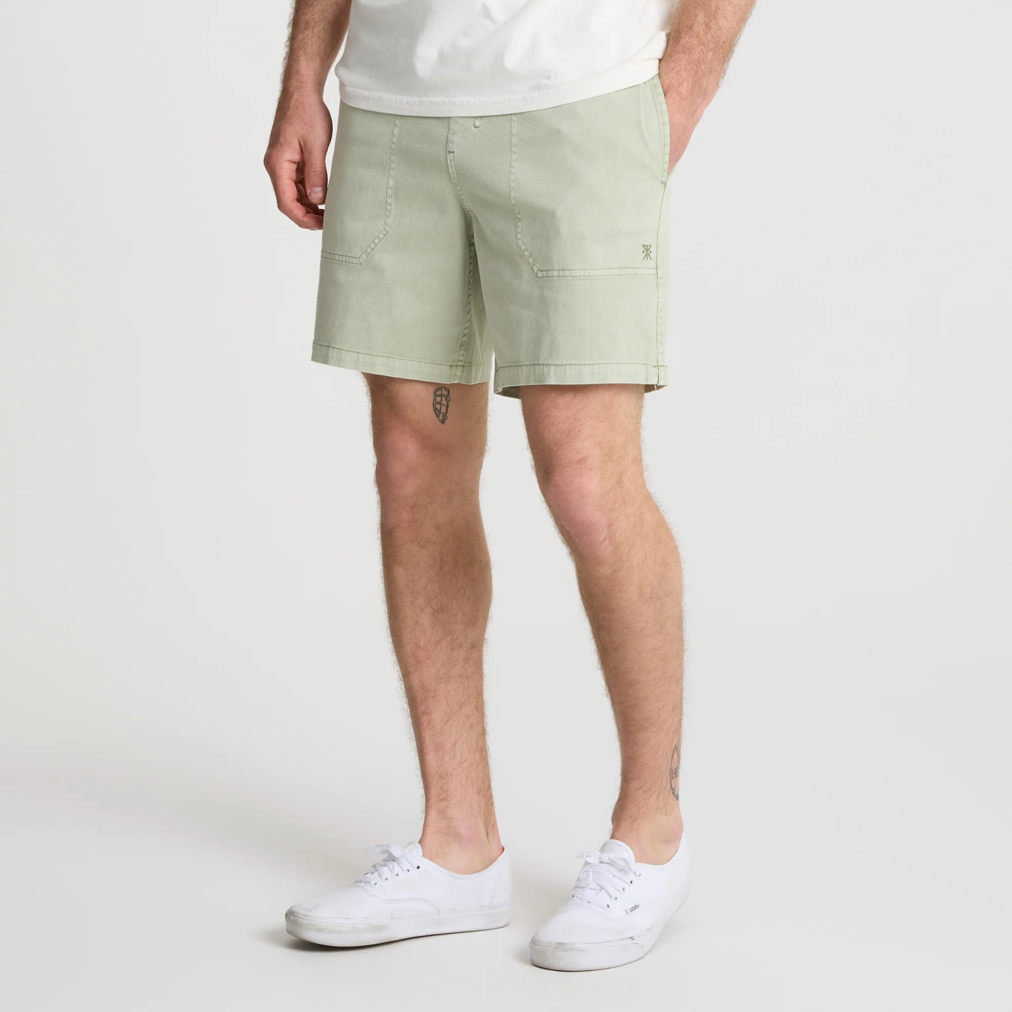 1200-made-to-fade-shorts-washed-sage-1.webp