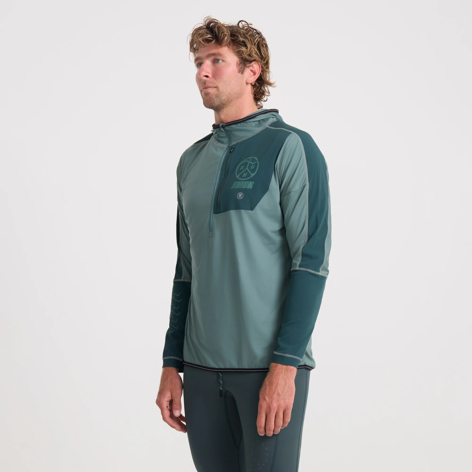 154-grinnell-active-hoodie-dark-forest-1.webp