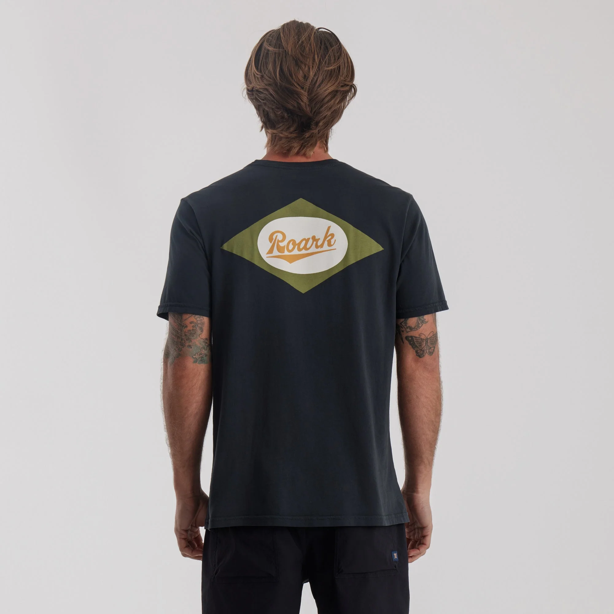 1836-diamond-script-premium-tee-black-1.webp