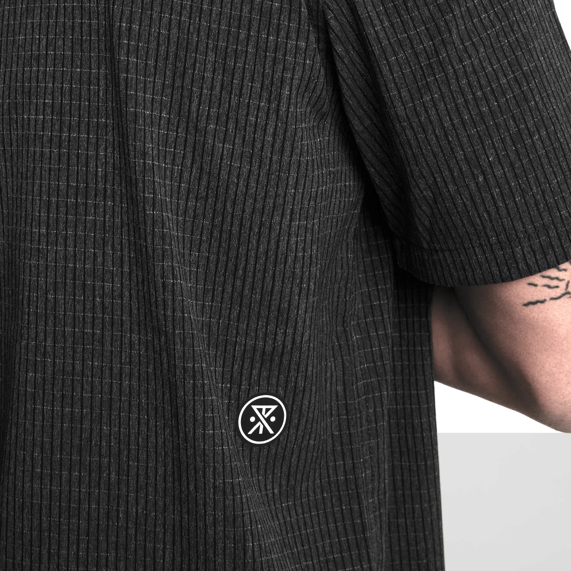 2096-bless-up-trail-button-up-shirt-black-1.webp