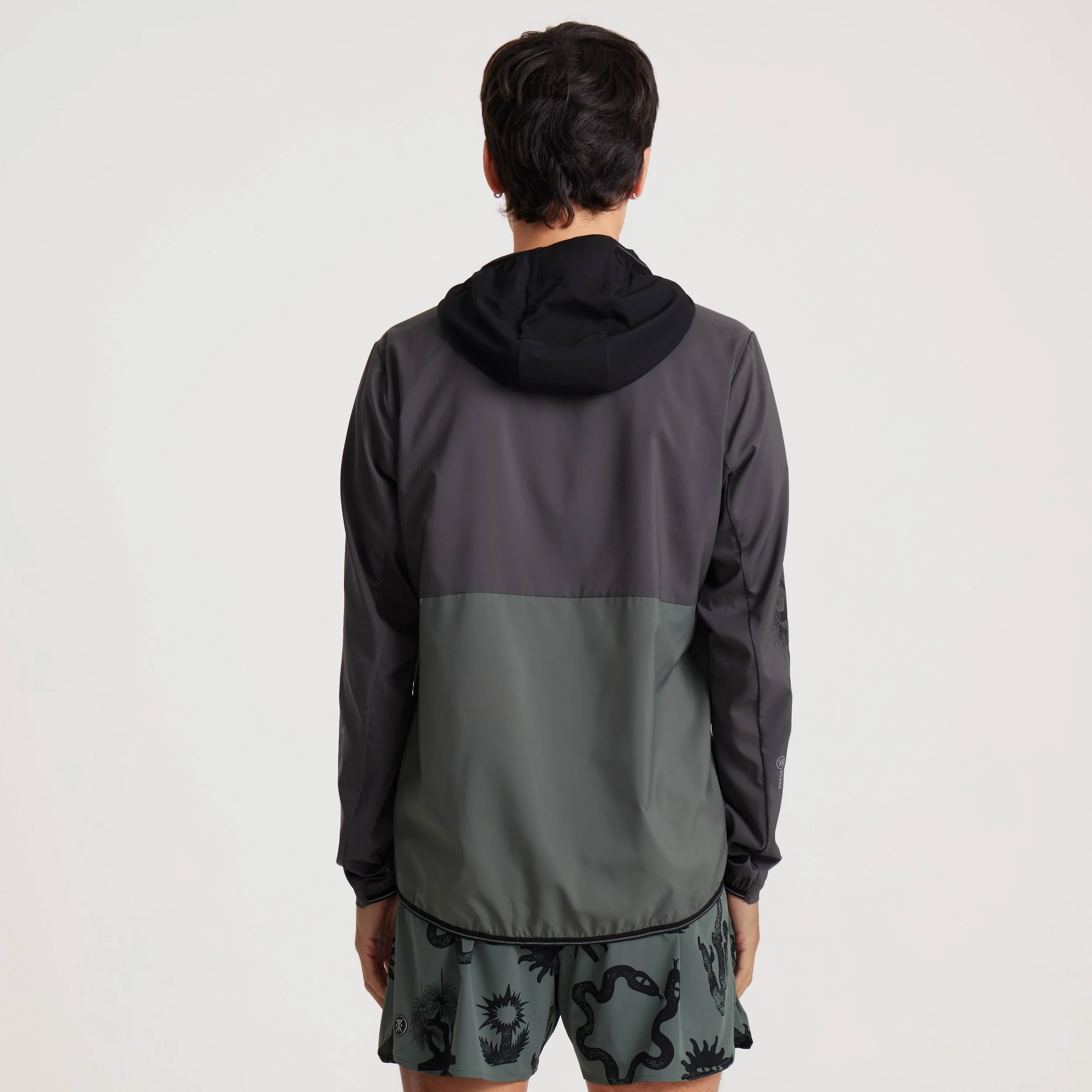 2103-secondwind-3-0-jacket-charcoal-1.webp