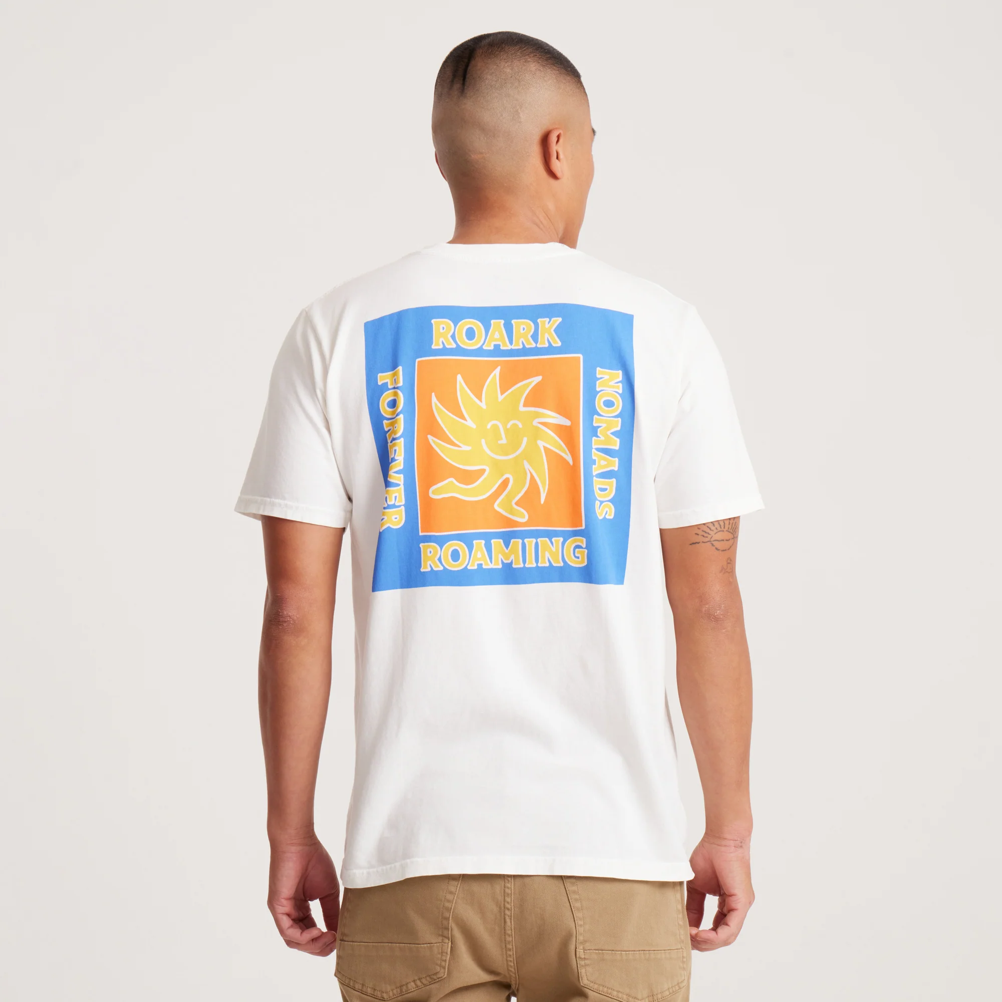 2174-forever-roaming-premium-tee-off-white-1.webp