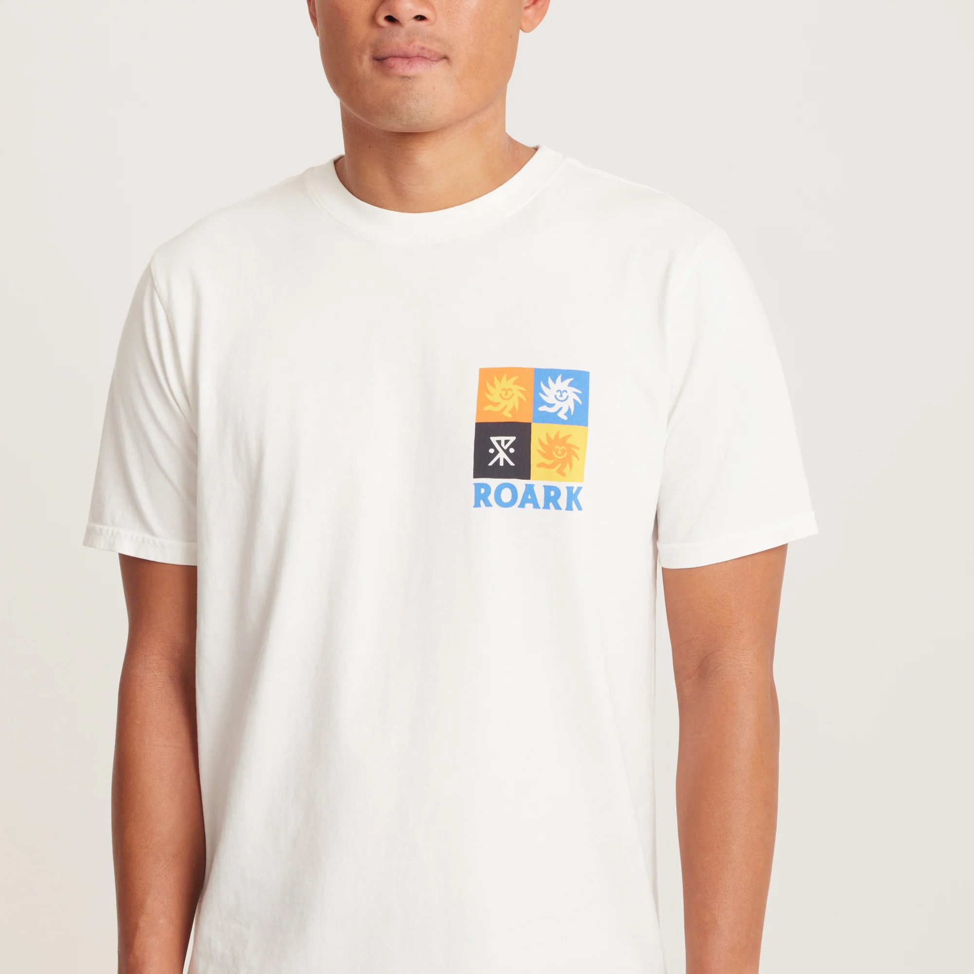 2174-forever-roaming-premium-tee-off-white-1.webp