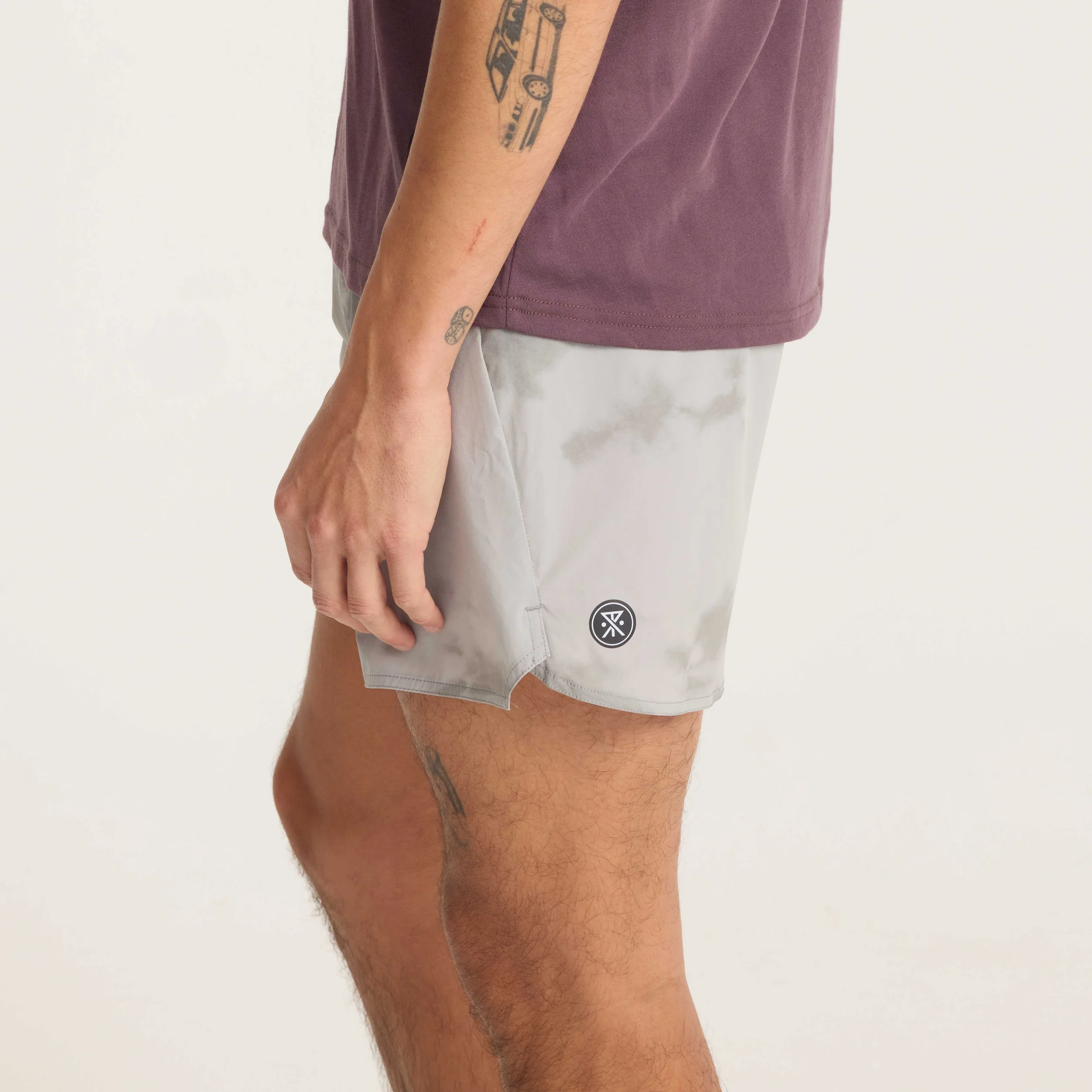 2181-alta-5-shorts-ghost-grey-1.webp