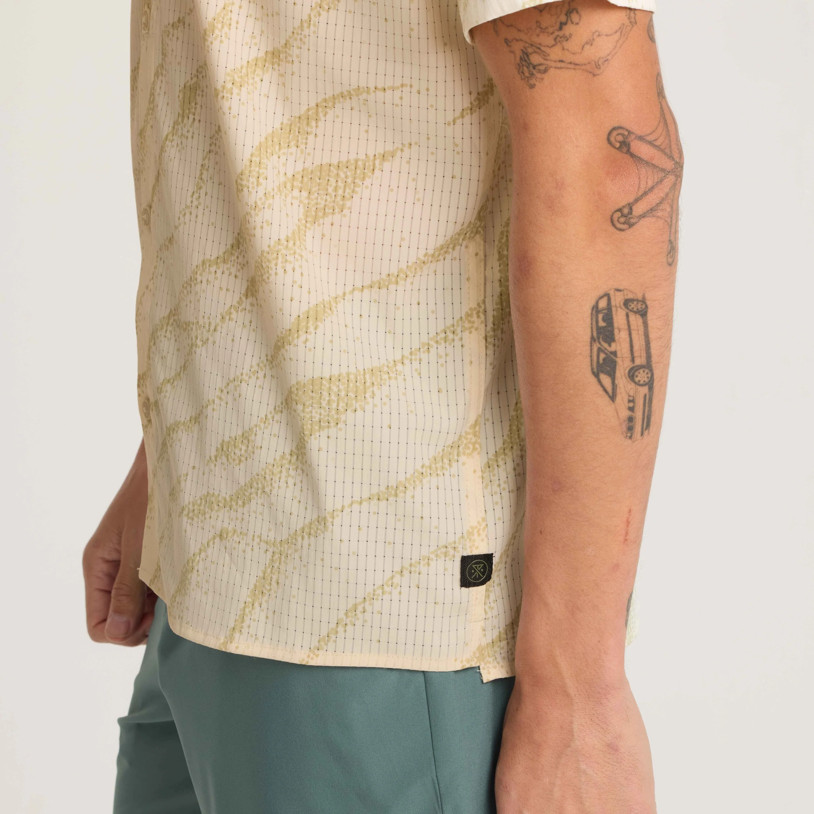 2188-bless-up-trail-button-up-shirt-ivory-1.webp