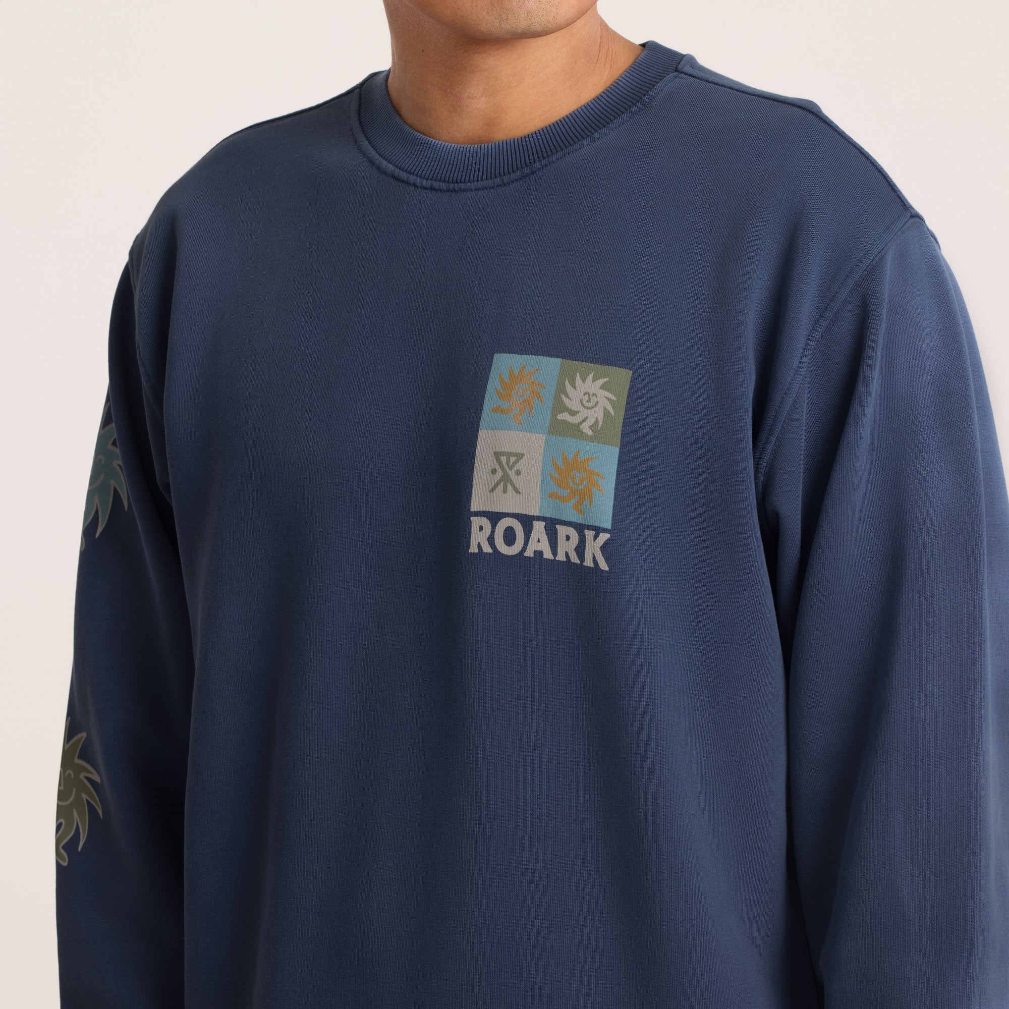 2472-forever-roaming-crew-slate-1.webp