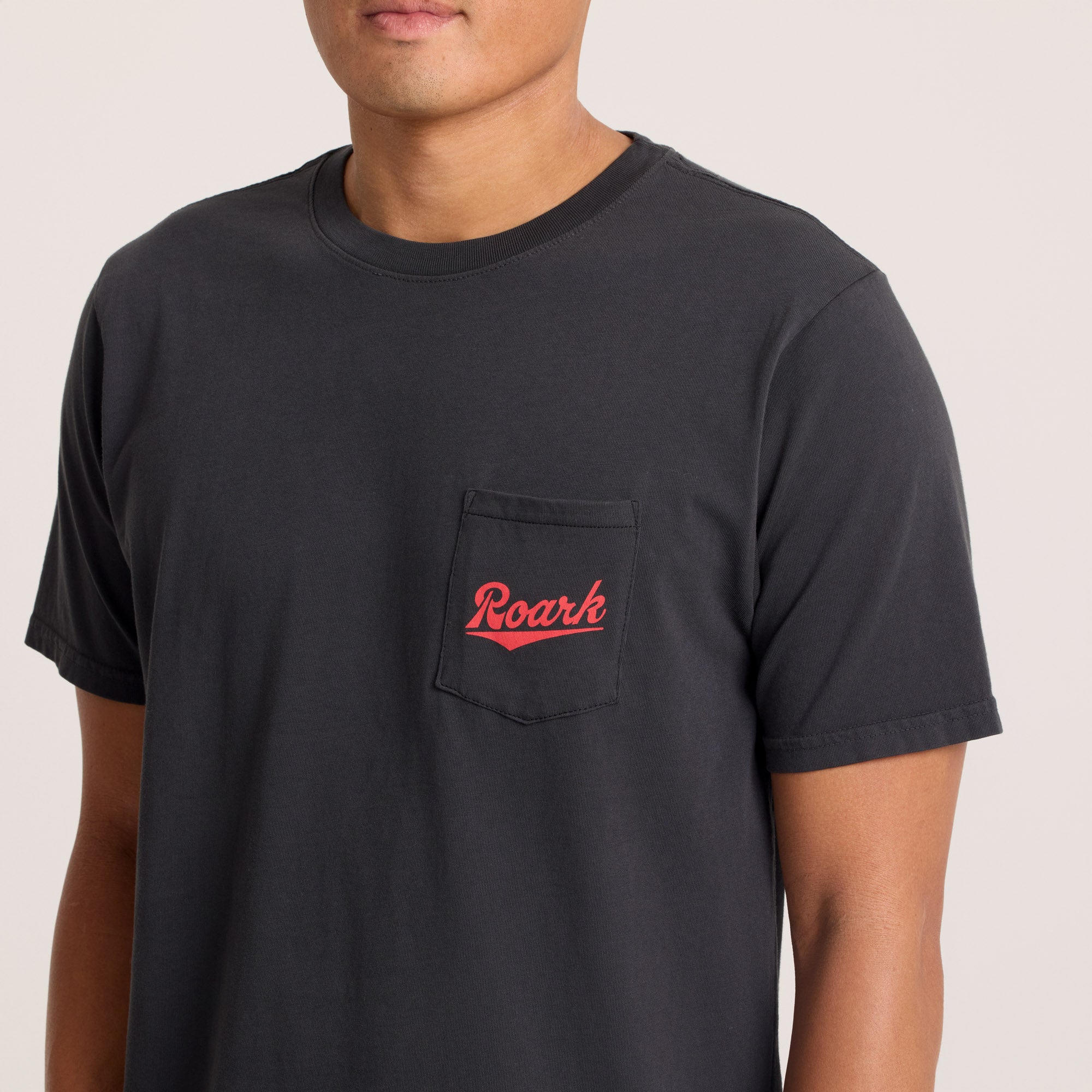 2754-diamond-script-pocket-premium-tee-black-1.webp
