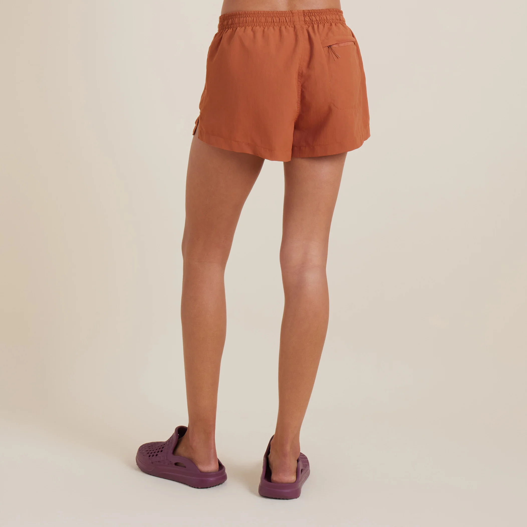 3824-river-hybrid-shorts-coconut-shell-1.webp