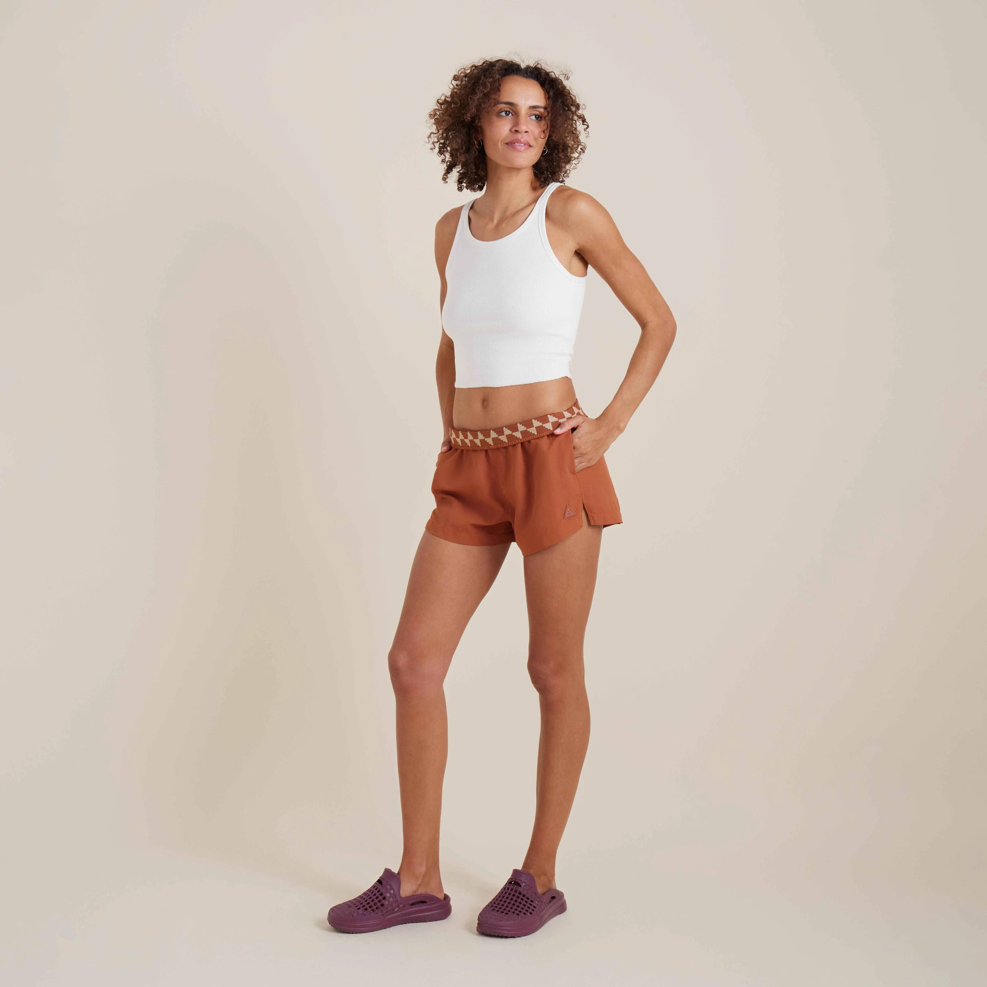 3824-river-hybrid-shorts-coconut-shell-1.webp