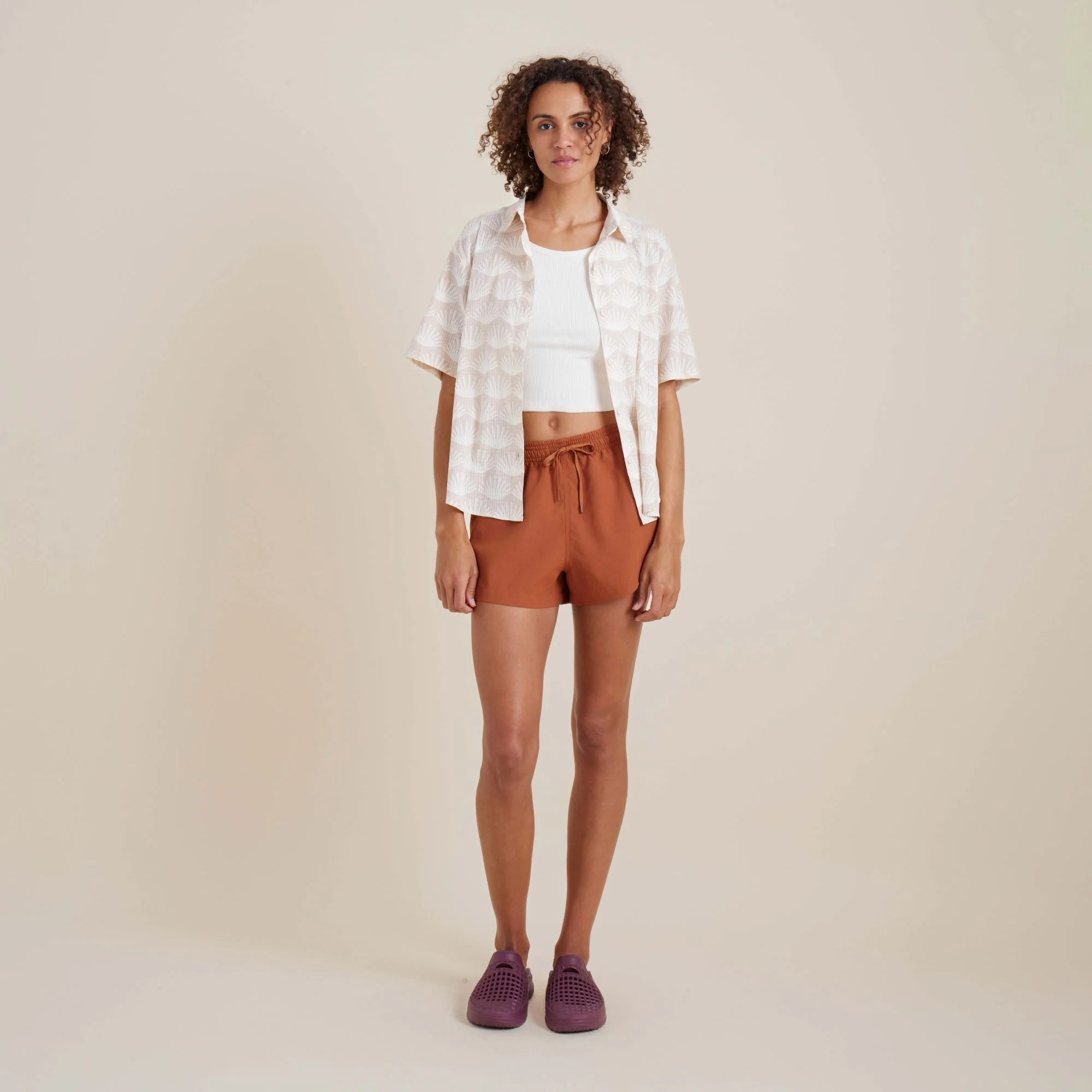 3824-river-hybrid-shorts-coconut-shell-1.webp