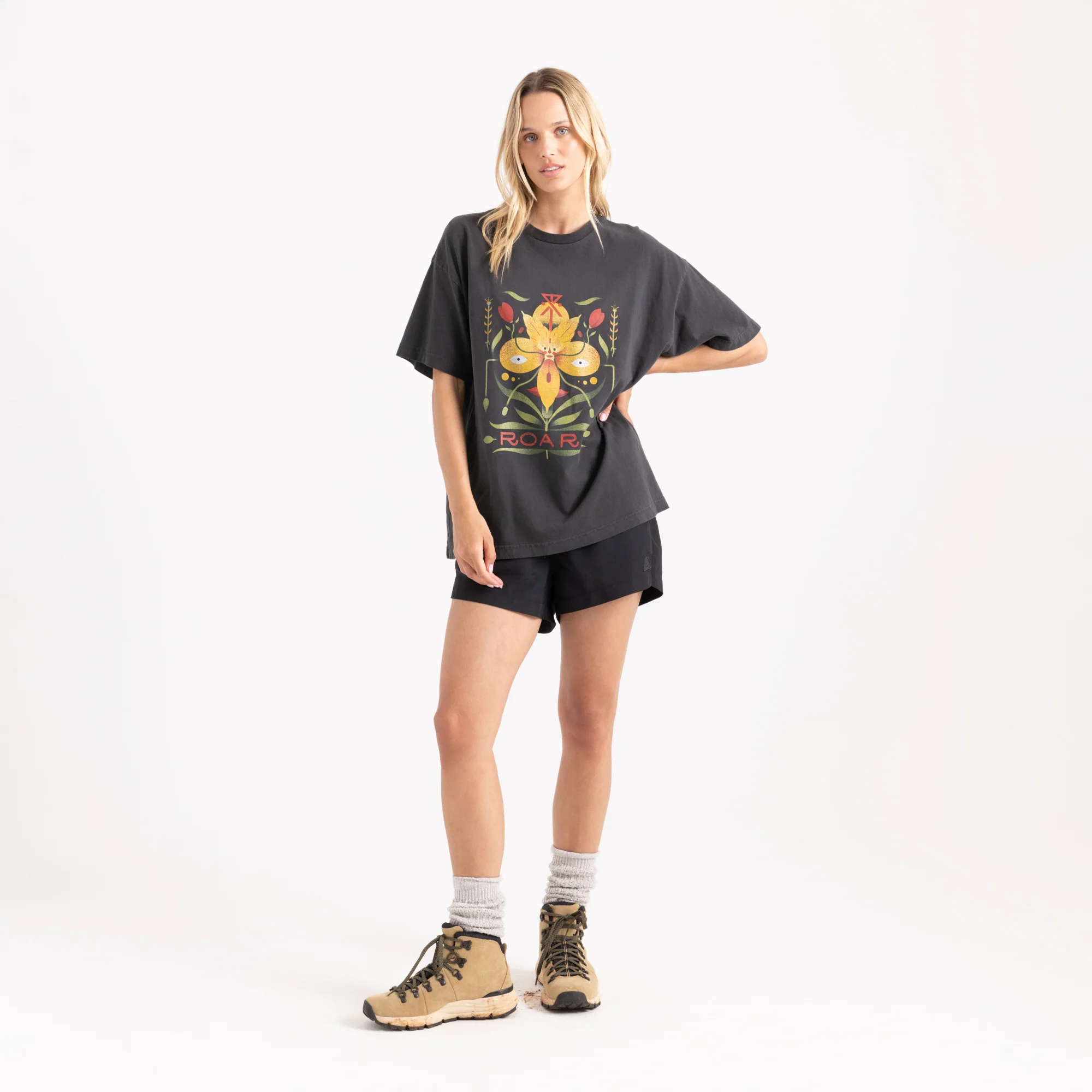 Tomas Wildflower Oversized Premium Tee - Black